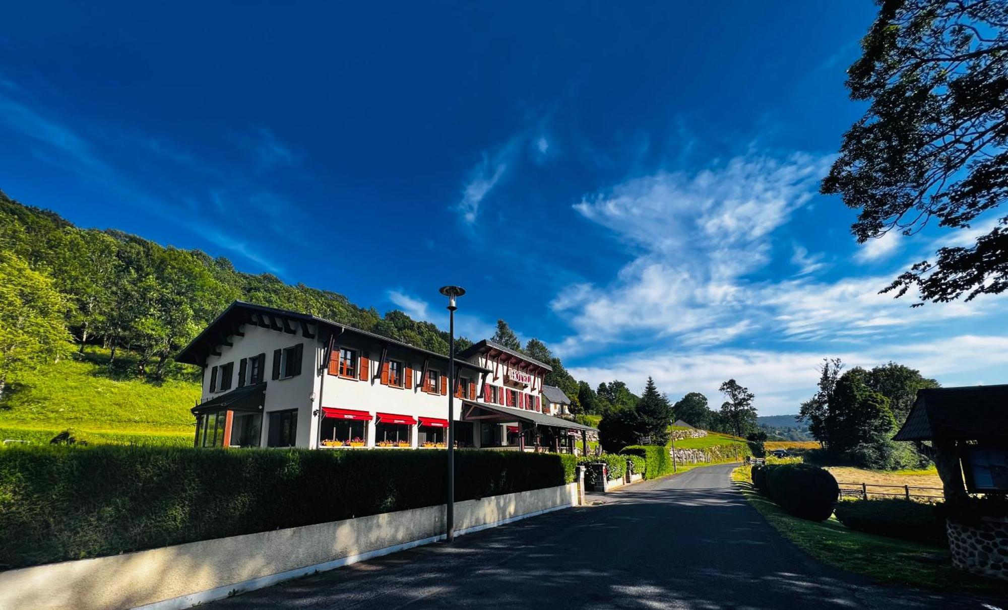 Hotel L'escoundillou 2*